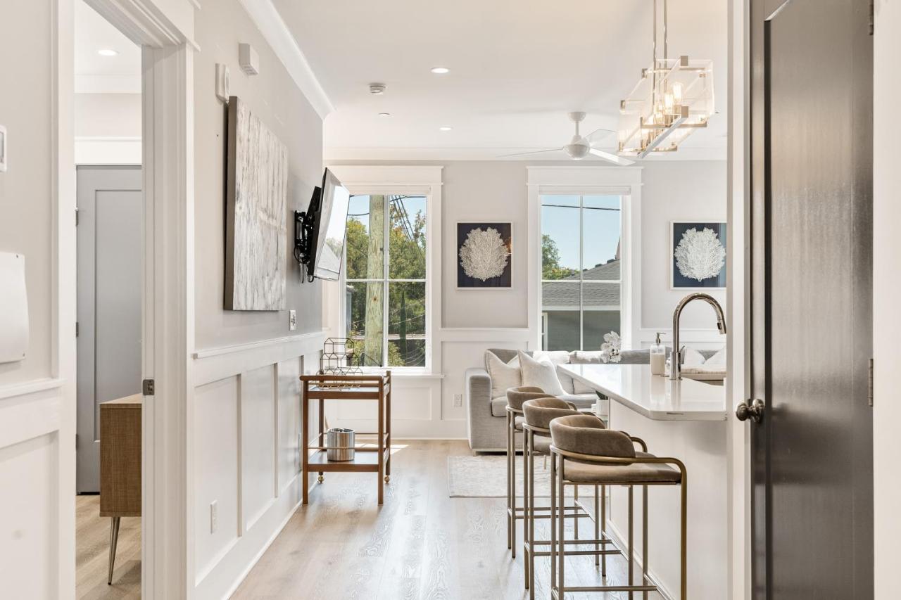 The Jasmine Suite At 124 Spring Charleston Bagian luar foto