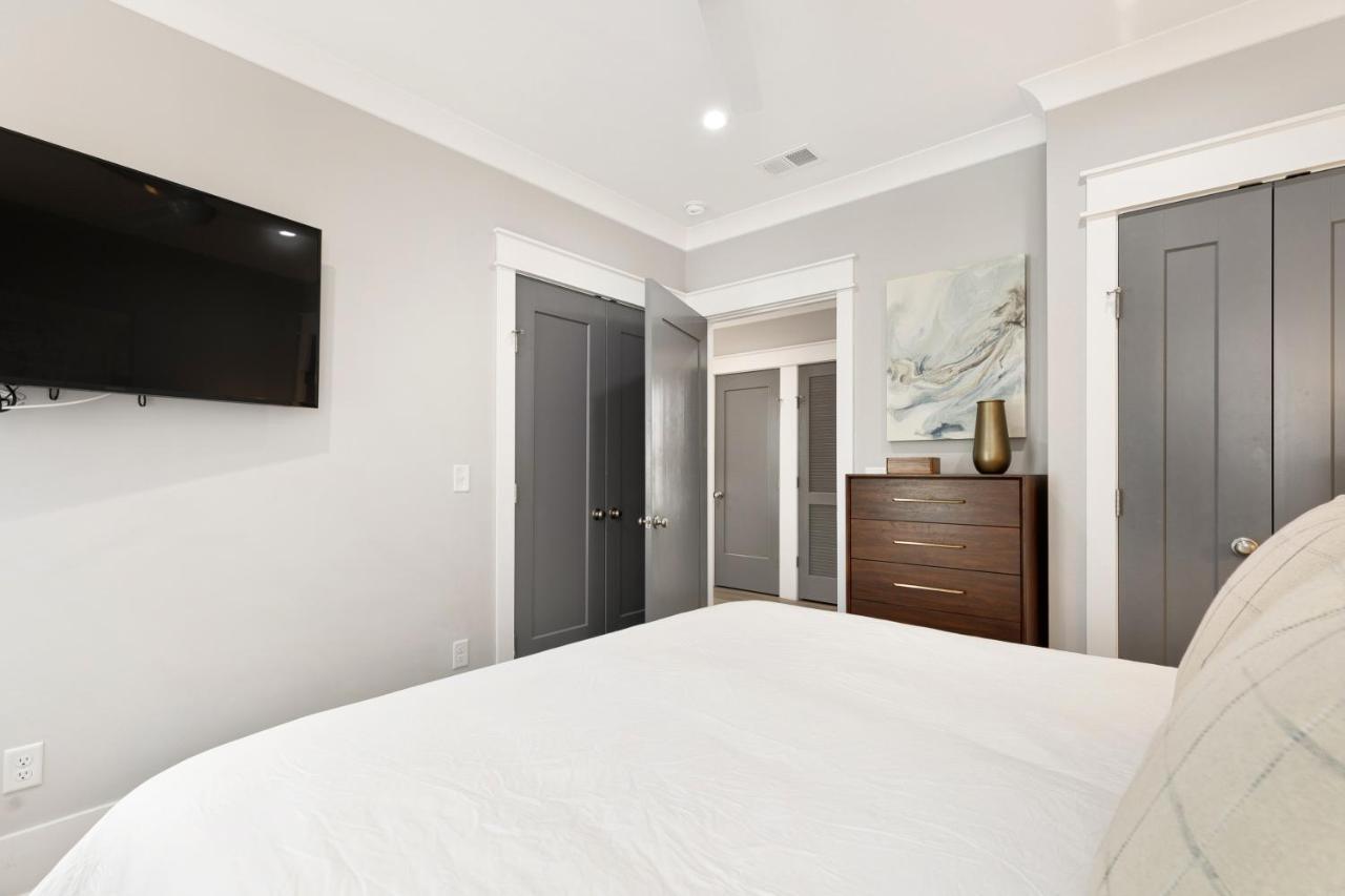 The Jasmine Suite At 124 Spring Charleston Bagian luar foto